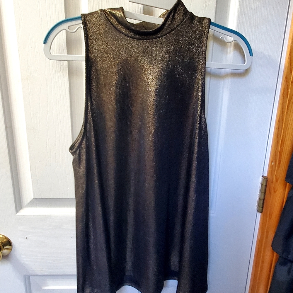 Shiny gold one clothing medium flowy tank.
